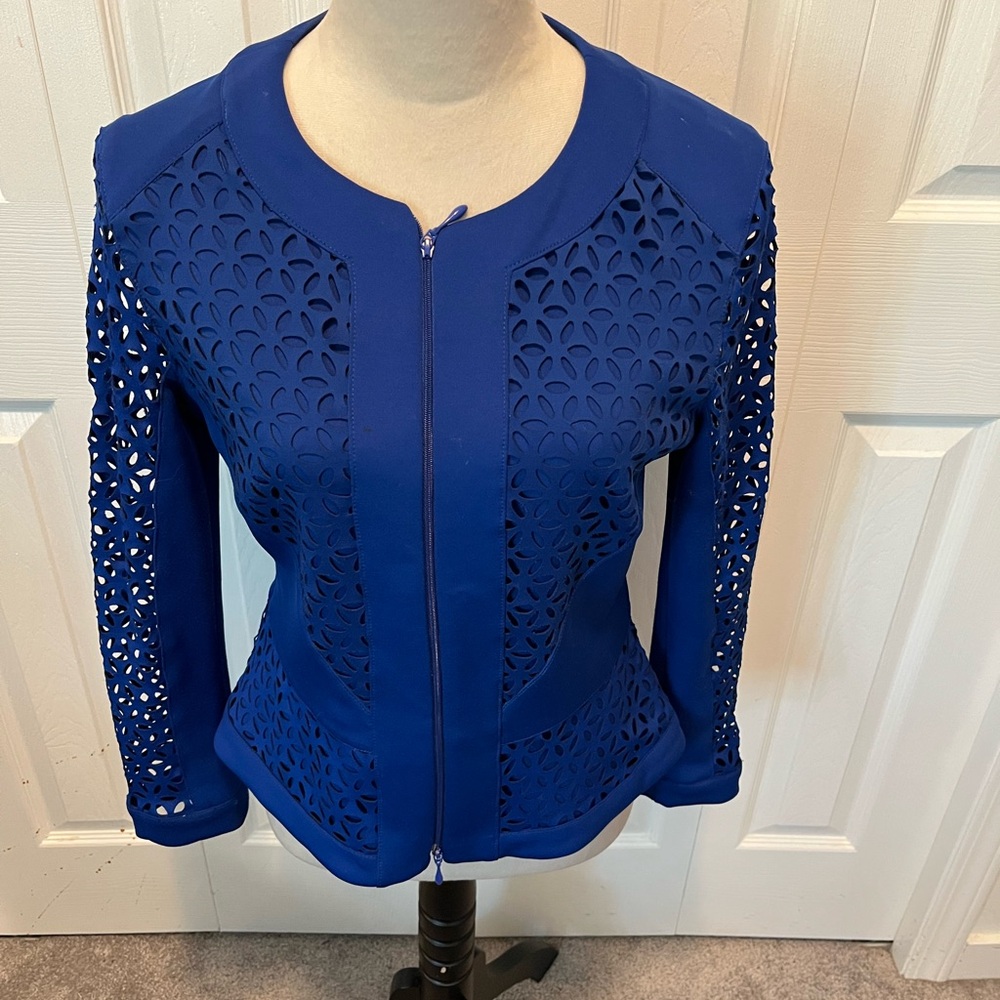Joseph Ribkoff size 8 Blue Laser Cut Jacket